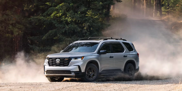 New Honda Pilot for Sale Near Smithville, MO at Honda of Tiffany Springs 