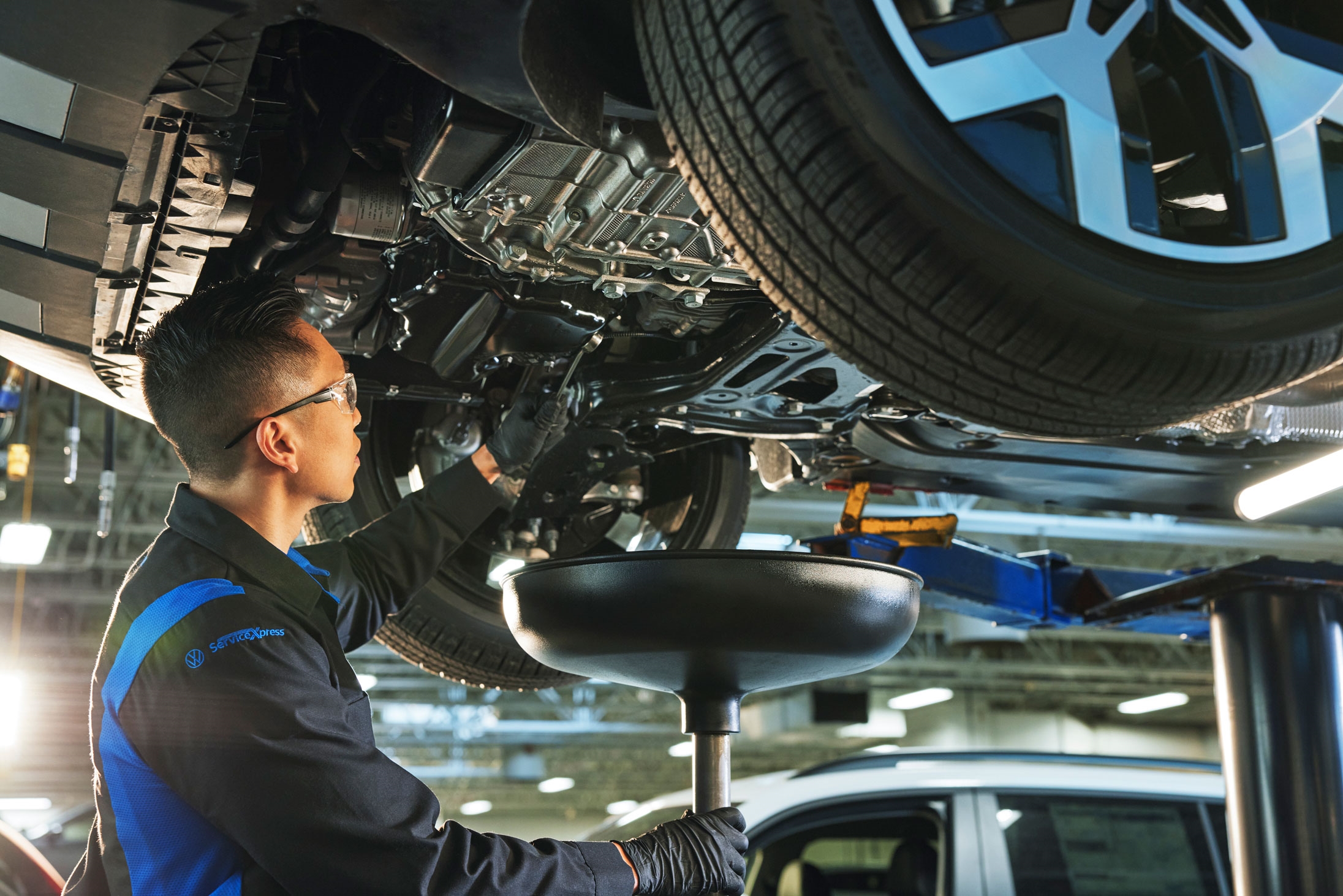 Oil Change Service | Volkswagen Dealer in Memphis TN