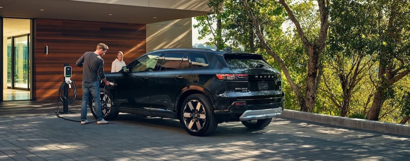 A black 2024 Honda Prologue Elite parked after visiting a Honda dealer near Mount Vernon.