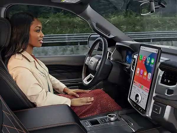 2025 Ford Expedition interior