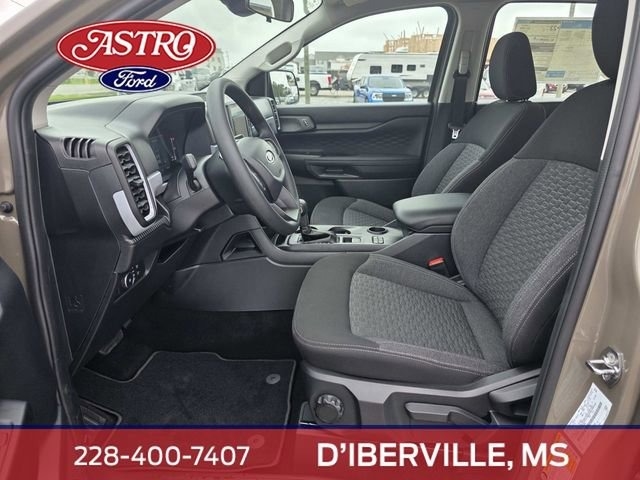 2025 Ford Ranger front seats