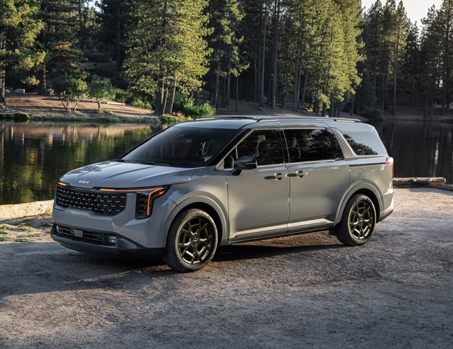 Kia Carnival MPV Hybrid