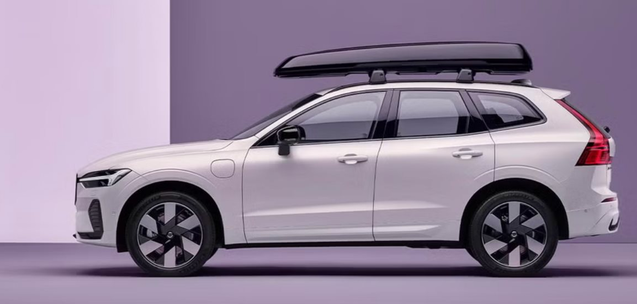 Shop the New XC60 Plug-In Hybrid for Sale at Sesi Volvo Cars near Northville, MI