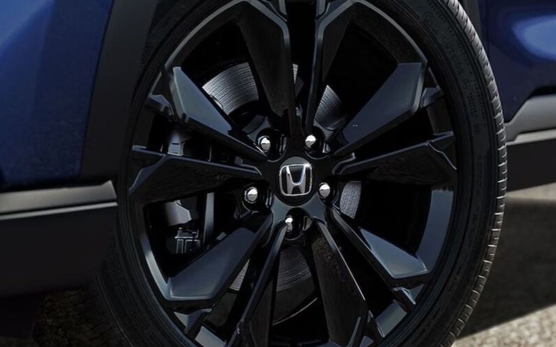 Ohio Honda Owners: How to Choose the Right Tires for Winter Driving 
