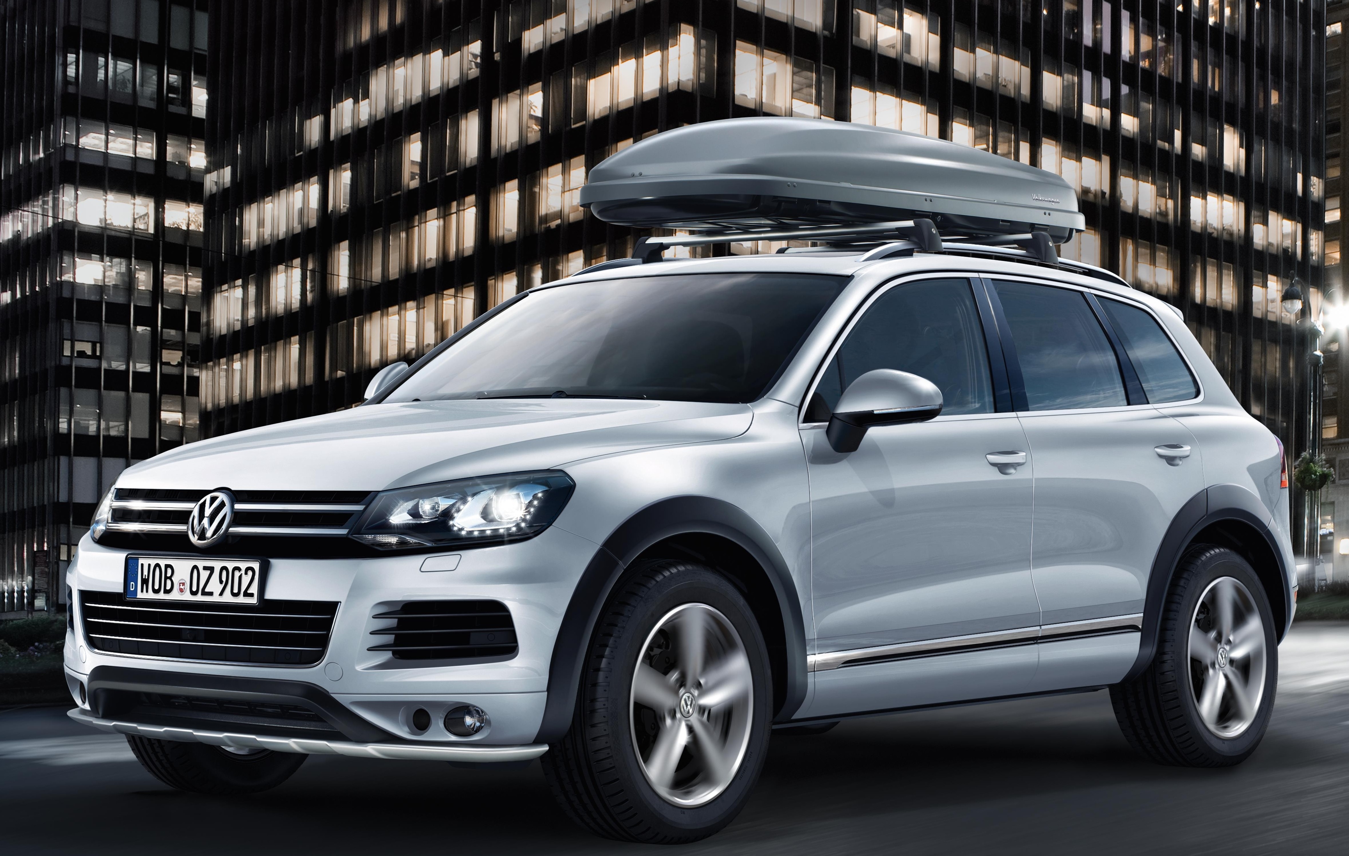 Cargo Box Carrier