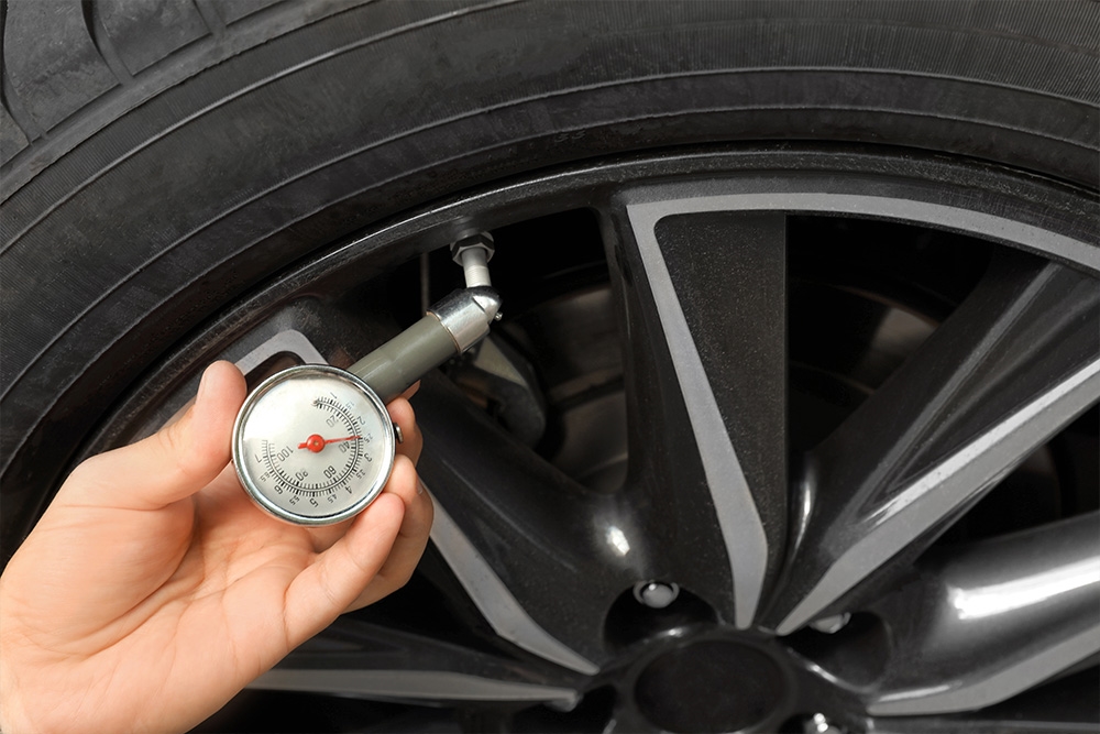 How To Check Honda SUV Tire Pressure And Inflate Tires