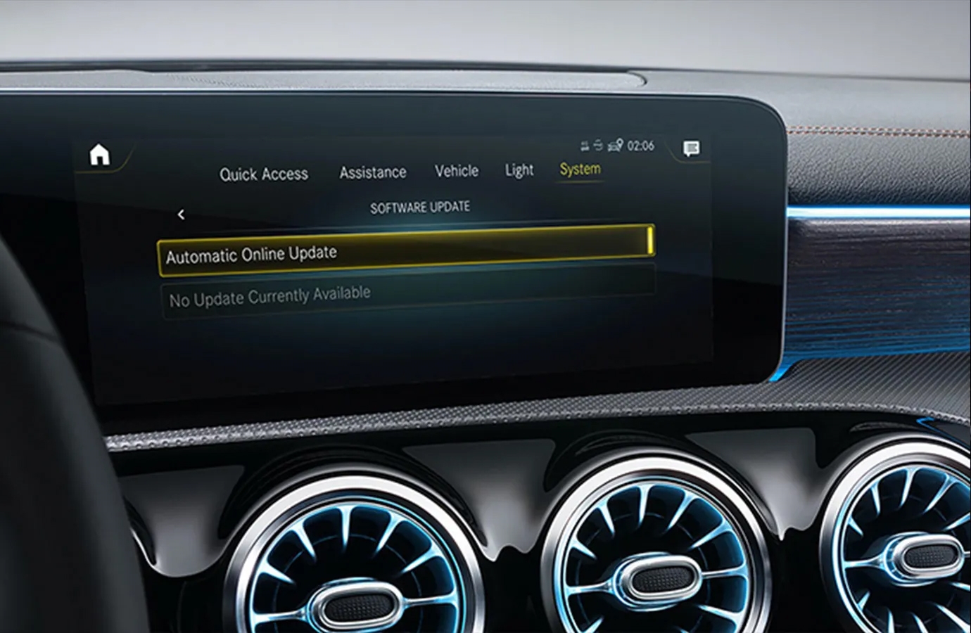 Mercedes-Benz App Online Map Updates
