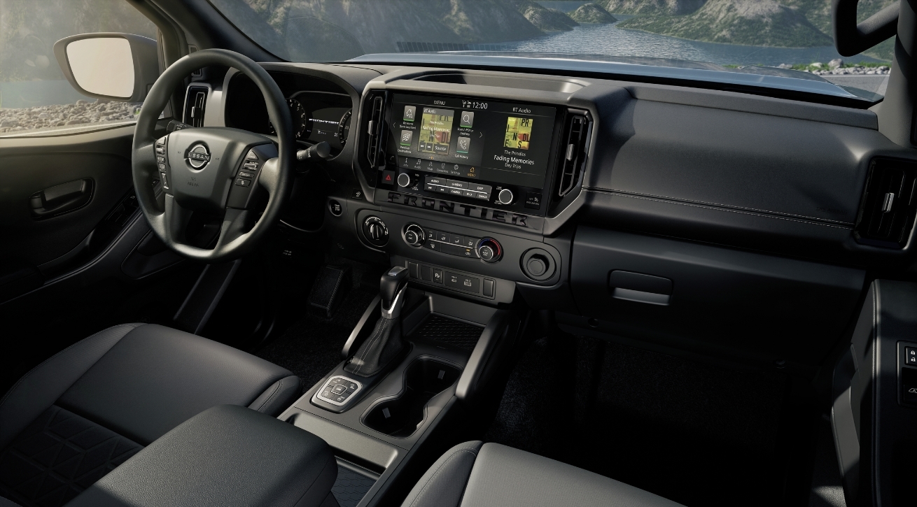 Nissan dealership serving Birmingham MI