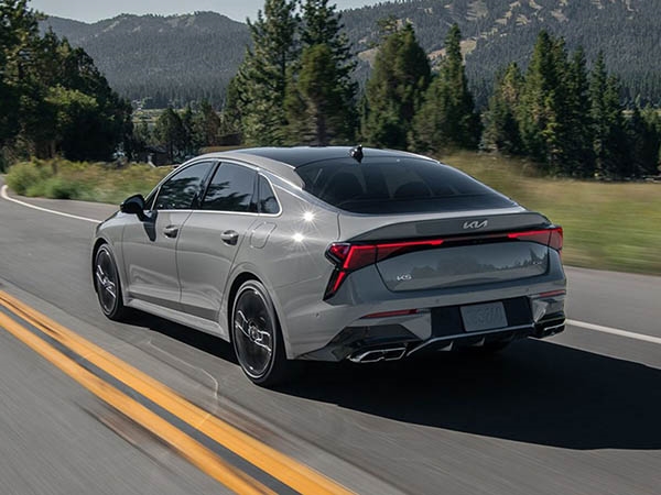 2026 KIA K5 dash