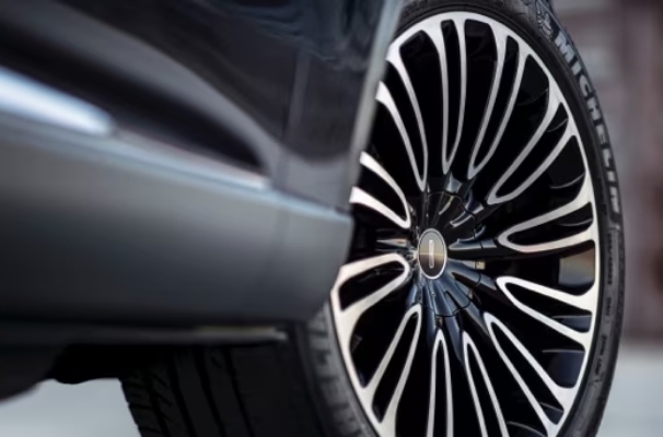 Refacciones y accesorios originales Ford