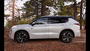 Mitsubishi Outlander Plug-In Hybrid near Virgie, KY