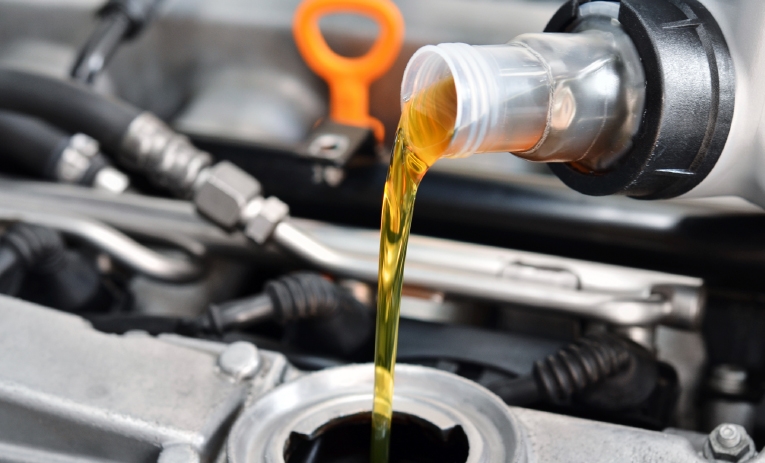Full Synthetic Oil Change