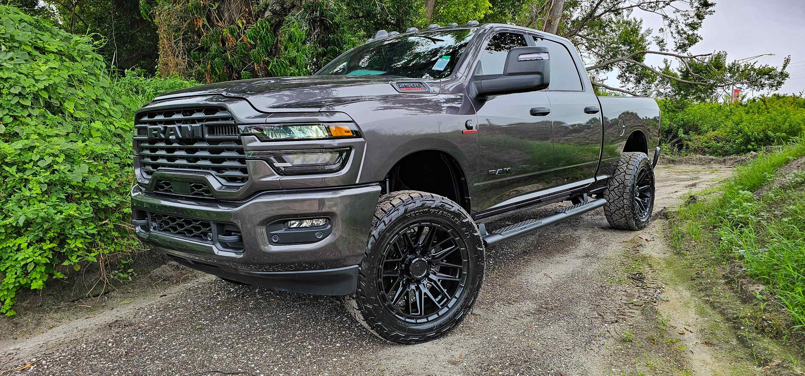 Jerry Ulm Chrysler Dodge Jeep RAM Customs