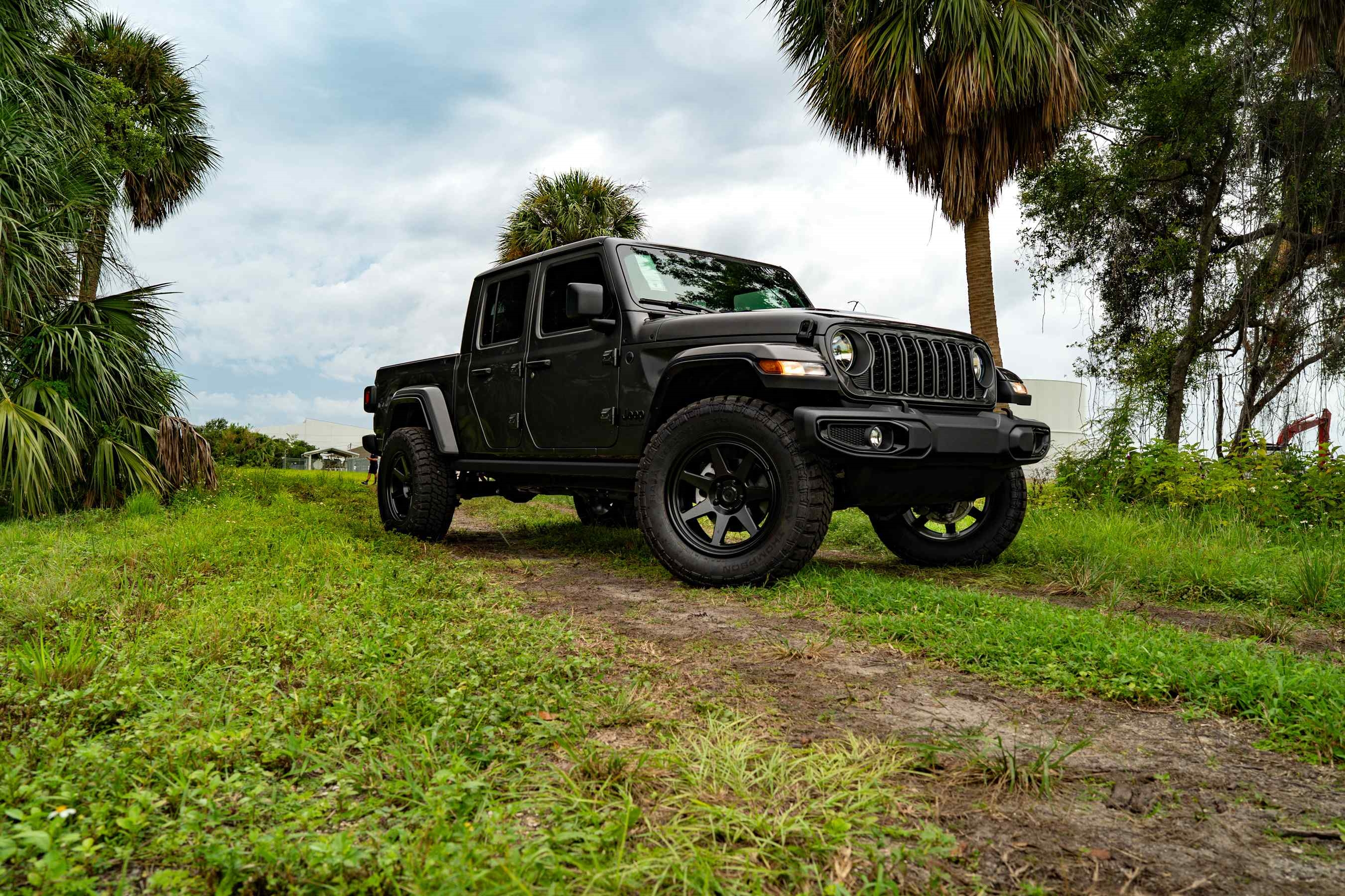 Jerry Ulm Chrysler Dodge Jeep RAM Customs