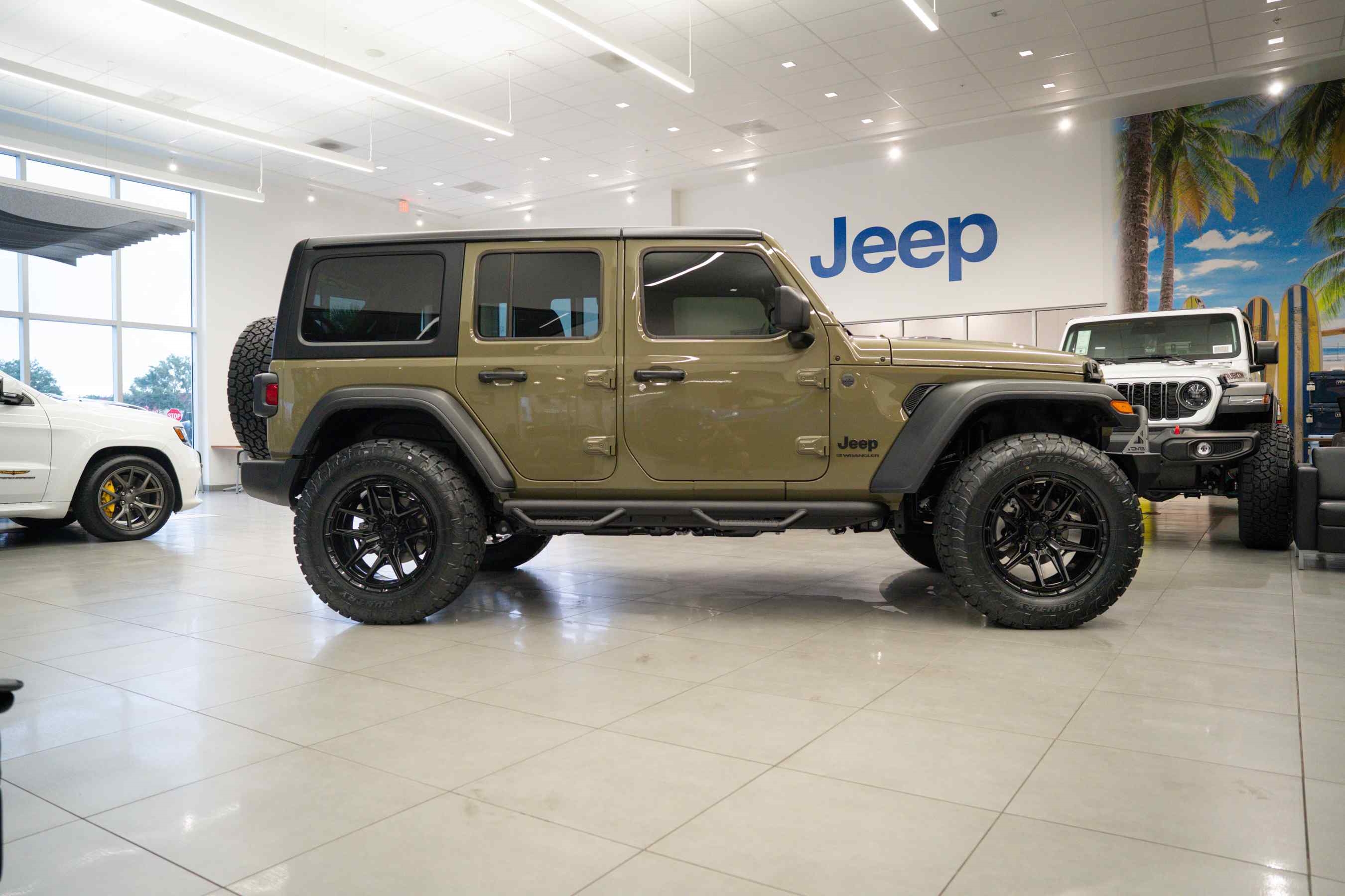 Jerry Ulm Chrysler Dodge Jeep RAM Customs