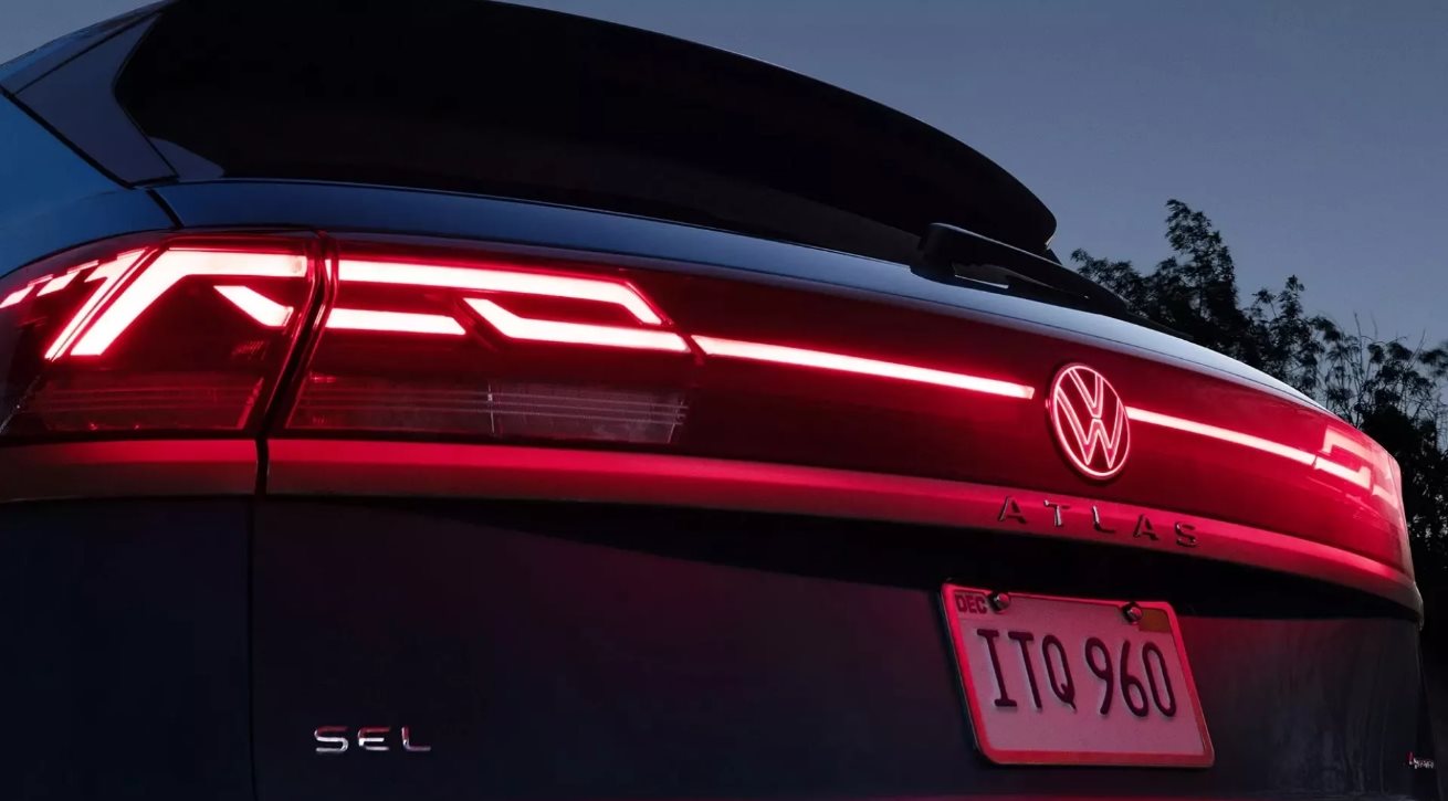 2026 Volkswagen Atlas Cross Sport - Volkswagen of Quad Cities