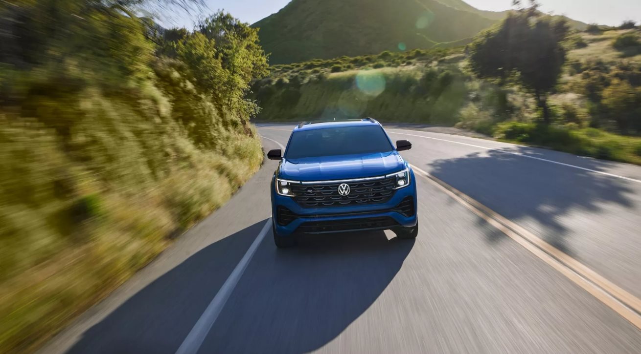 2026 Volkswagen Atlas Cross Sport - Volkswagen of Quad Cities
