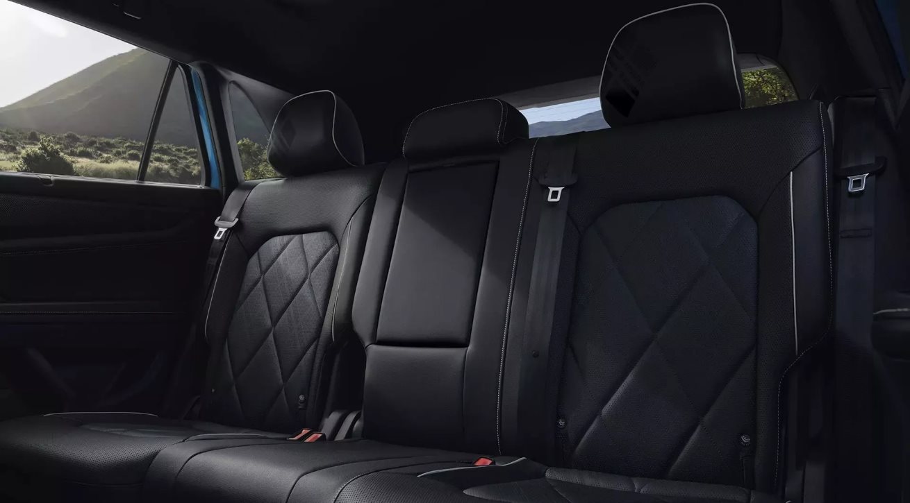 2026 Volkswagen Atlas Cross Sport - Volkswagen of Quad Cities