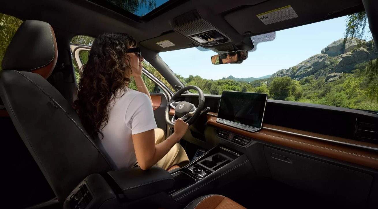 2026 Volkswagen Tiguan - Ed Carroll Volkswagen