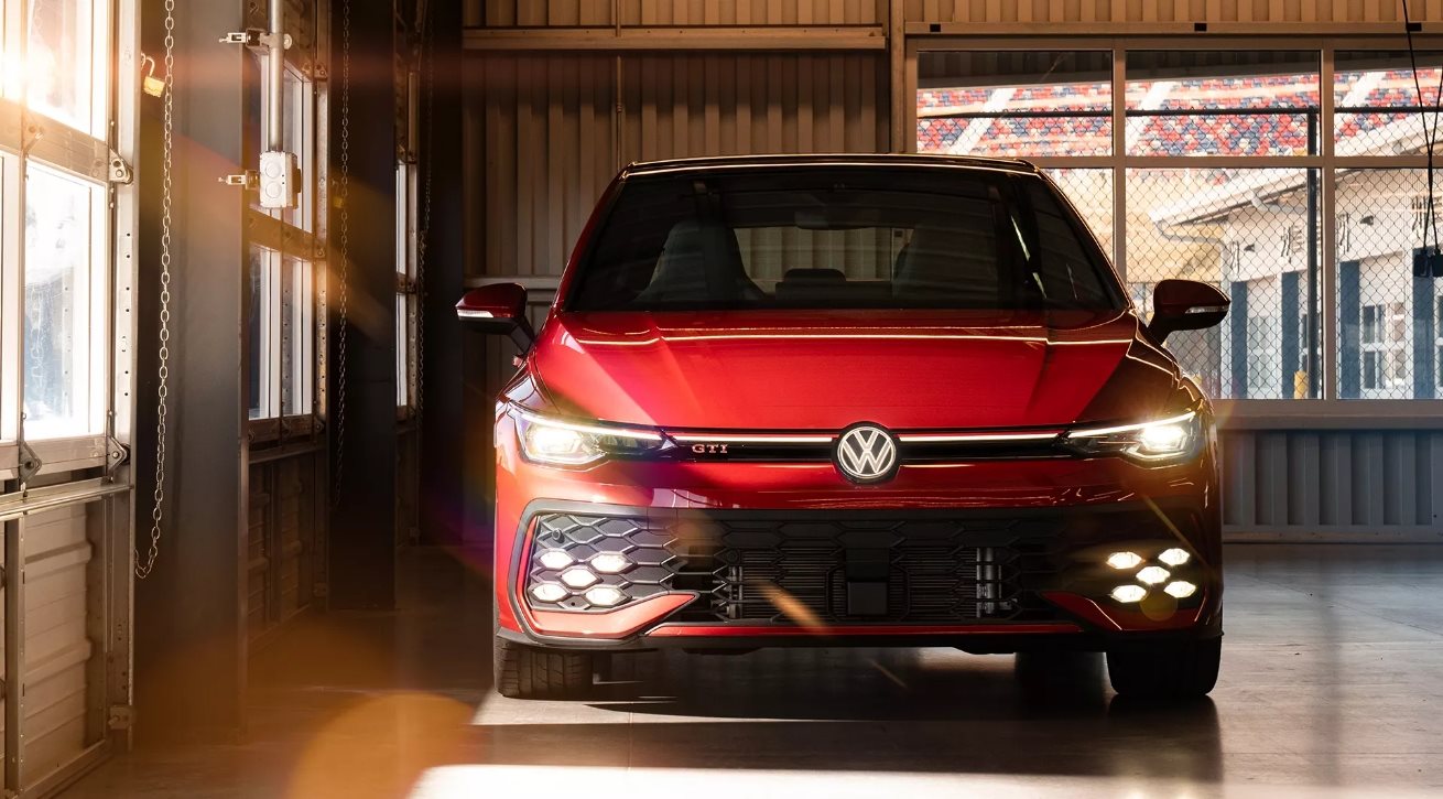 Volkswagen Golf GTI Exterior