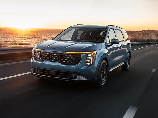 2026 Kia Carnival exterior