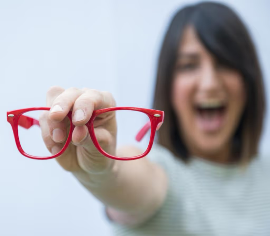 Red Glasses Movement