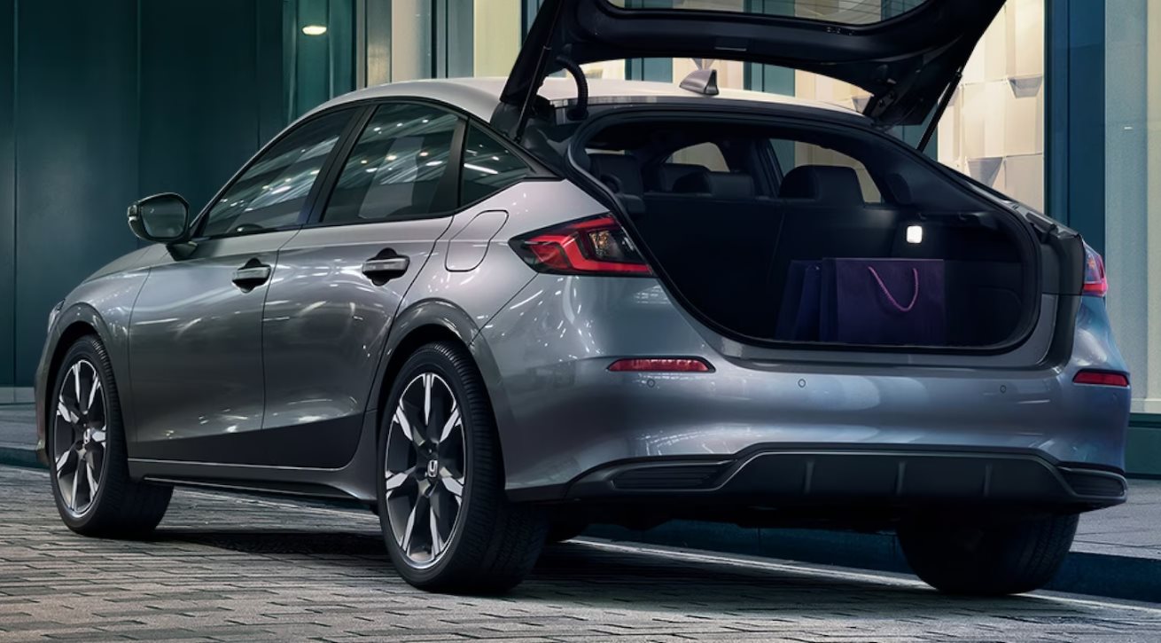 2026 Honda Civic Hatchback Hybrid - Smart Honda Des Moines