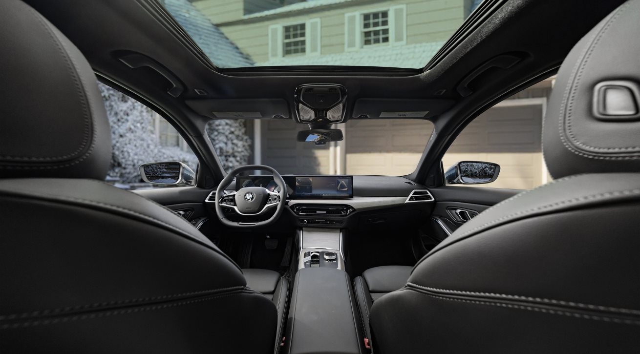BMW Performance Sedans near Warren