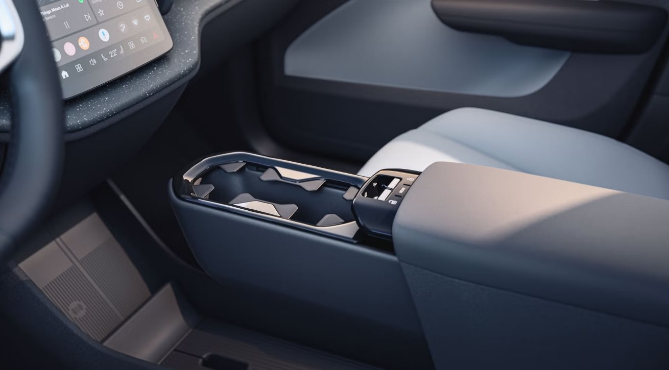 2026 Volvo EX30 - Wynn Volvo Cars Norristown