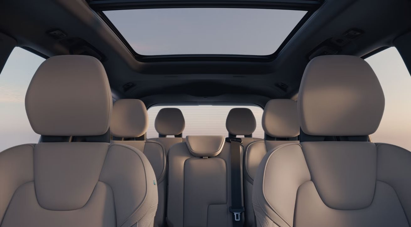 2026 Volvo XC90 - Wynn Volvo Cars Norristown
