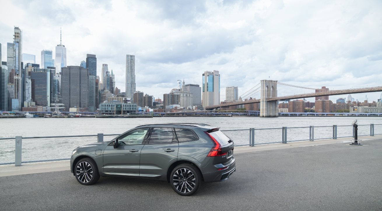 2026 Volvo XC60 - Wynn Volvo Cars Norristown