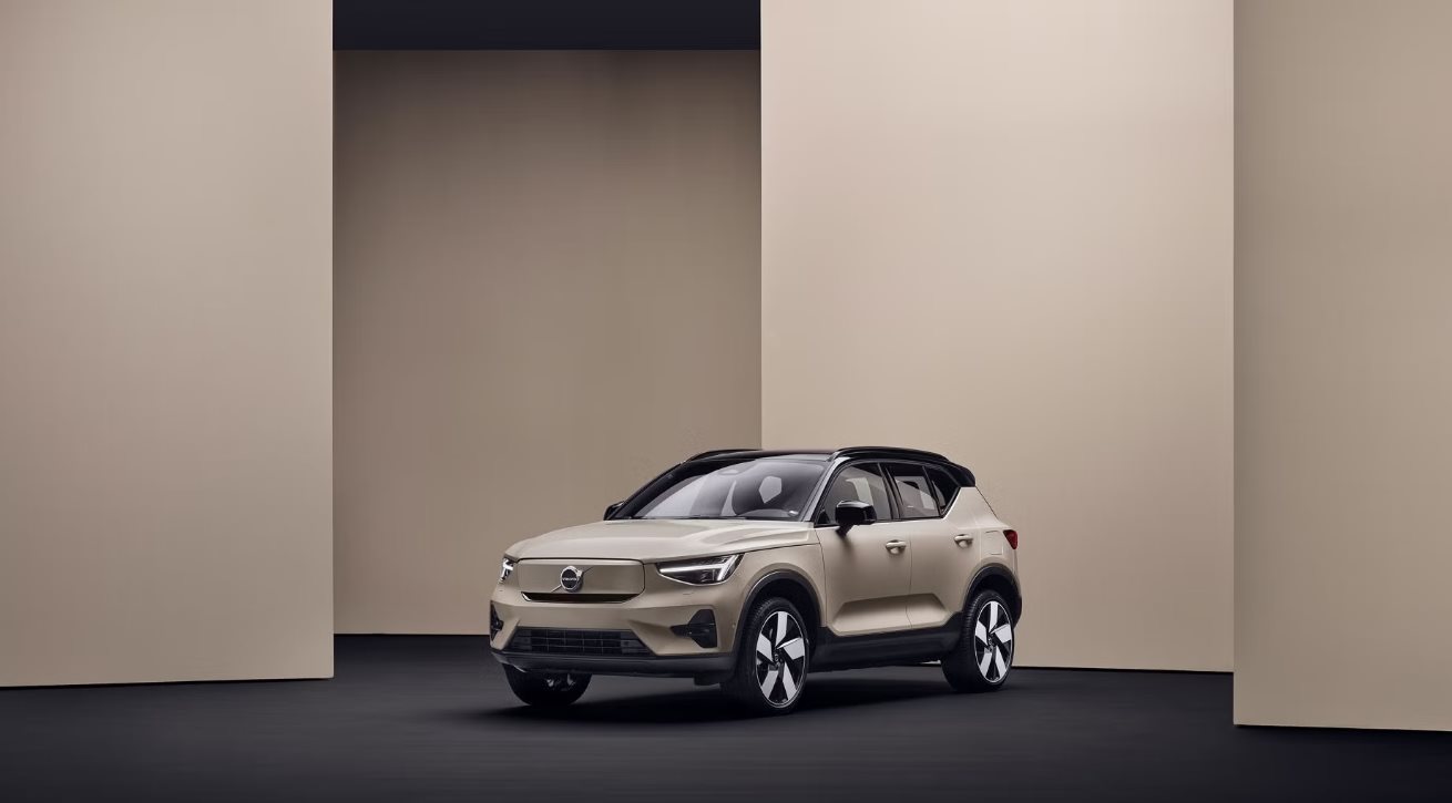 2026 Volvo EX40 - Volvo Cars West County