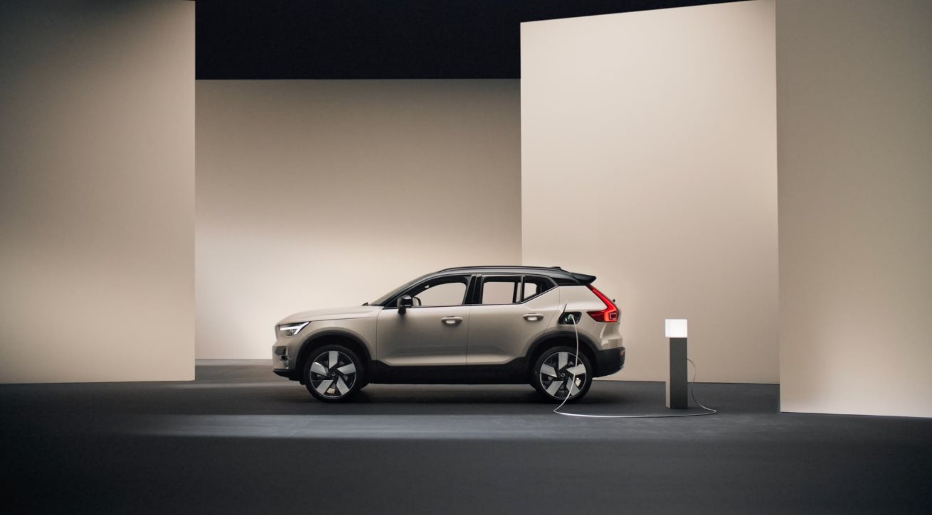 2026 Volvo EX40 - Wynn Volvo Cars Norristown