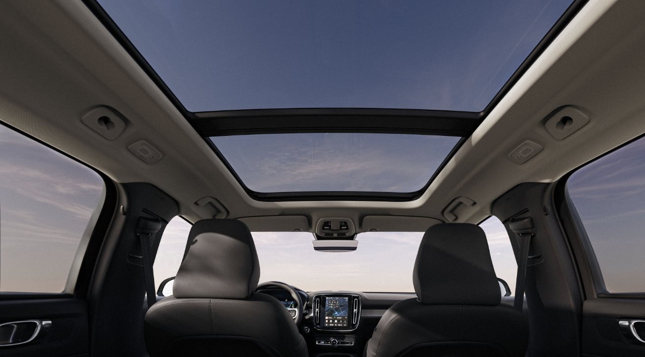 2026 Volvo XC40 - Volvo Cars West County