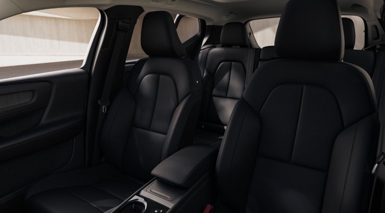 2026 Volvo XC40 - Bob Penkhus Volvo Cars