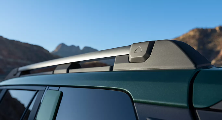Subaru Outback raised roof rails with tie-downs