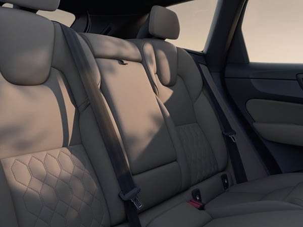 2026 Volvo XC60 Plug-in Hybrid interior