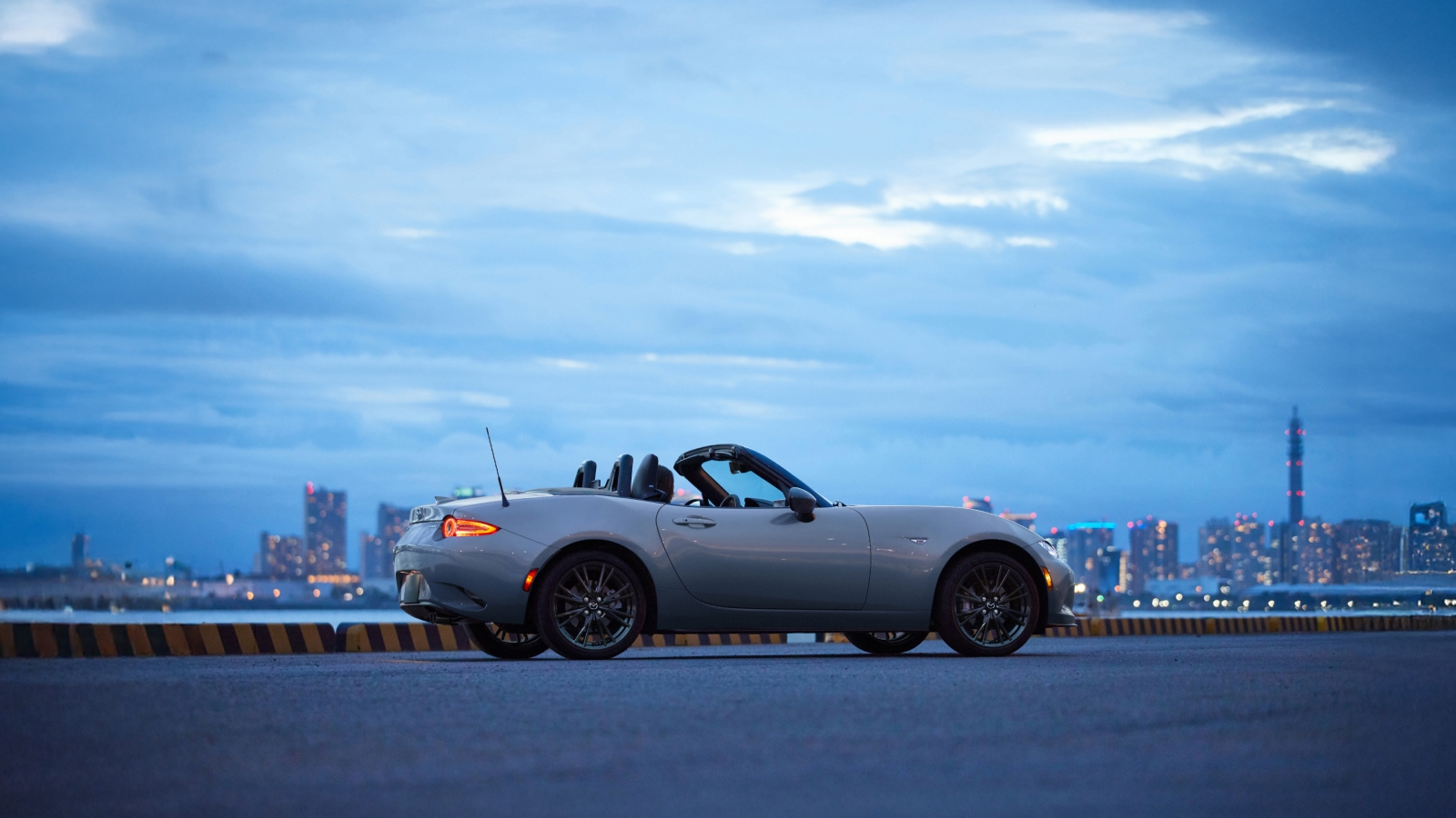 2026 Mazda Miata MX-5 Exterior
