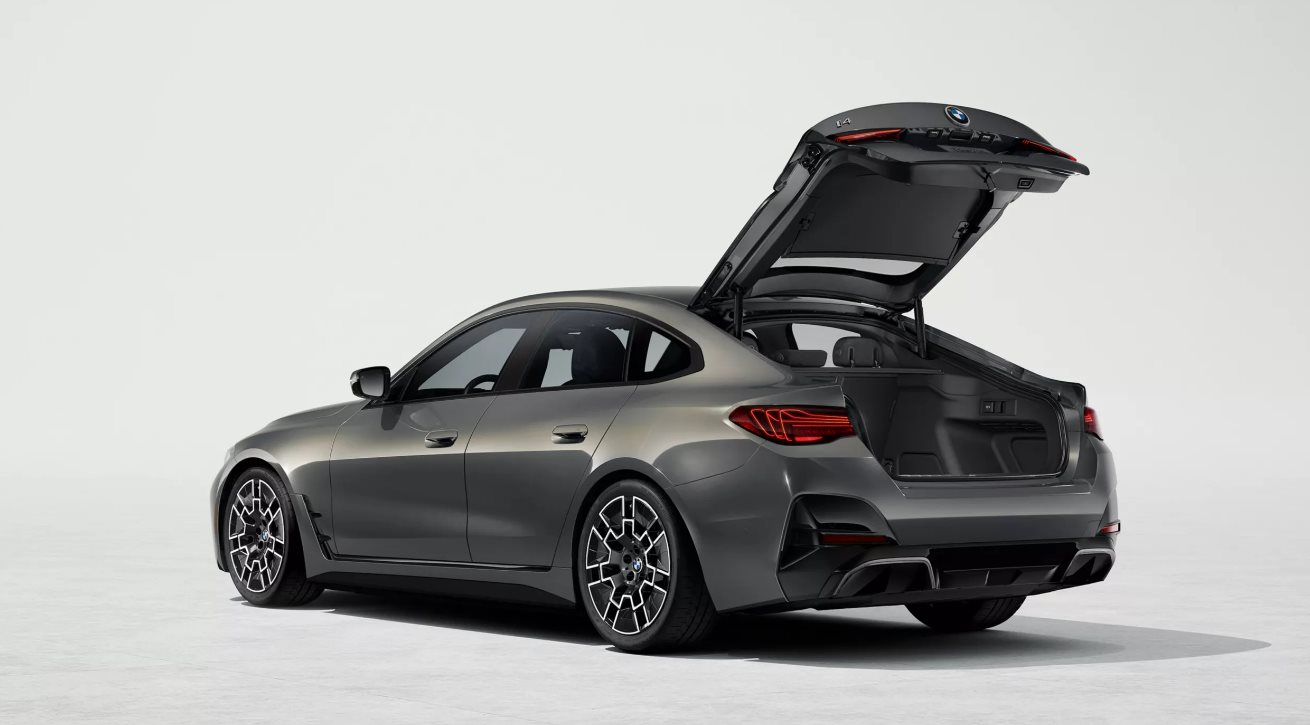 2026 BMW i4 - Perillo BMW