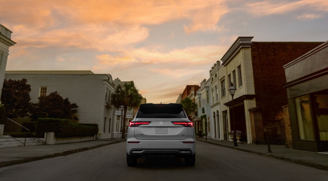 2026 Mitsubishi Outlander - Scottsdale Mitsubishi