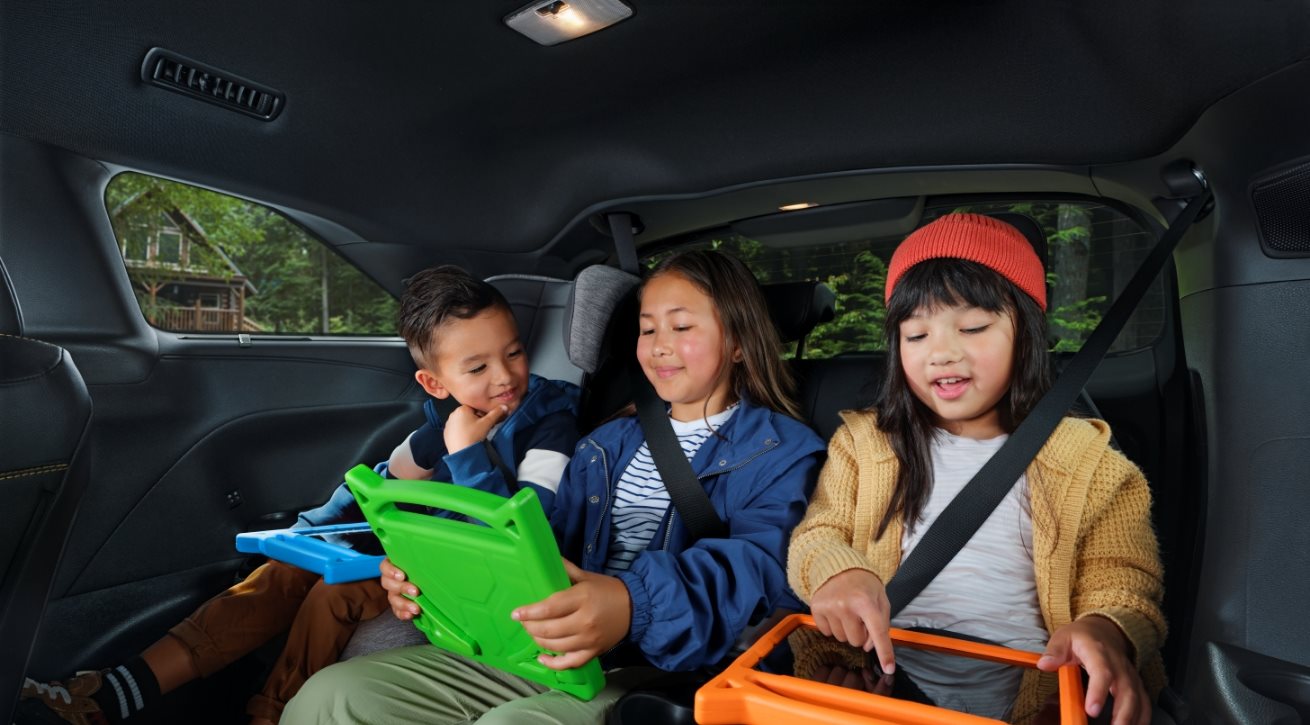 2026 Toyota Sienna - Roberts Toyota