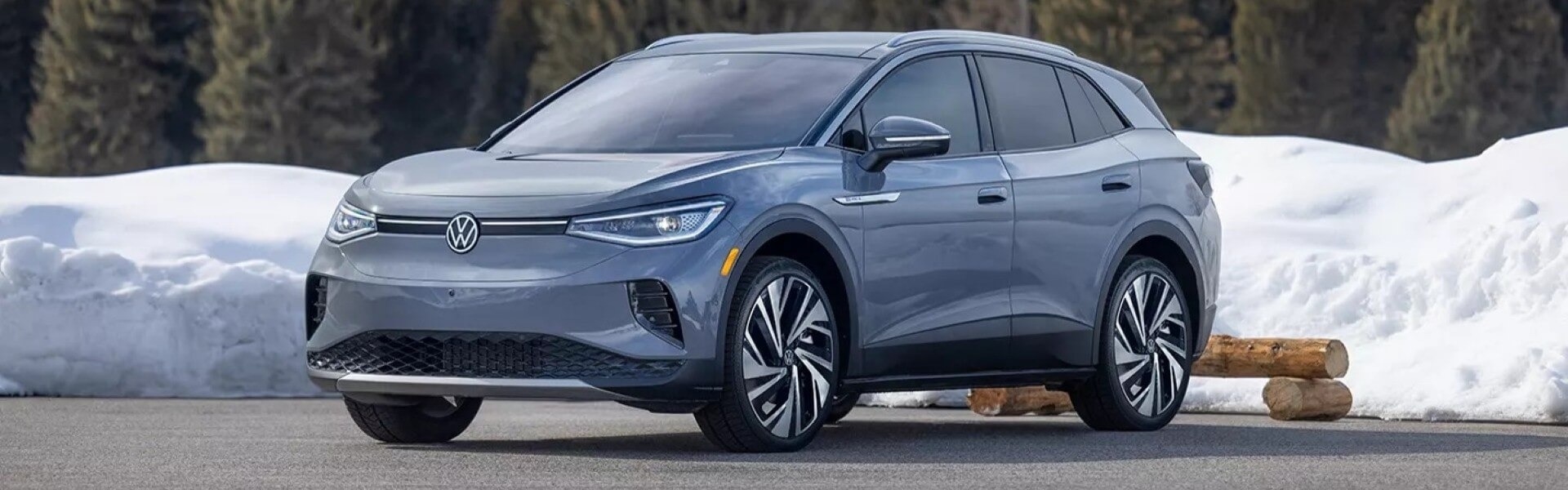 2025 Volkswagen ID.4 vs the 2025 Tesla Model Y