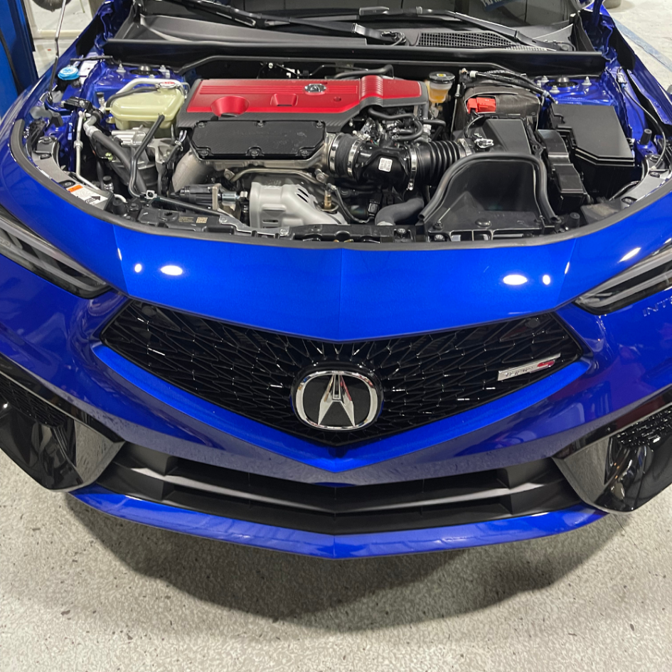 Vehicle inspection and repair area at Acura of Baton Rouge