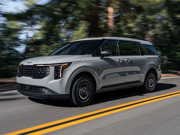 2026 Kia Carnival Hybrid exterior