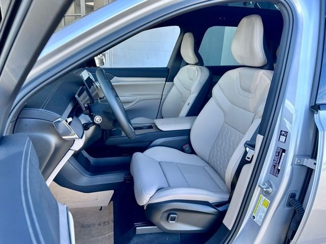 New Volvo EX90 interior