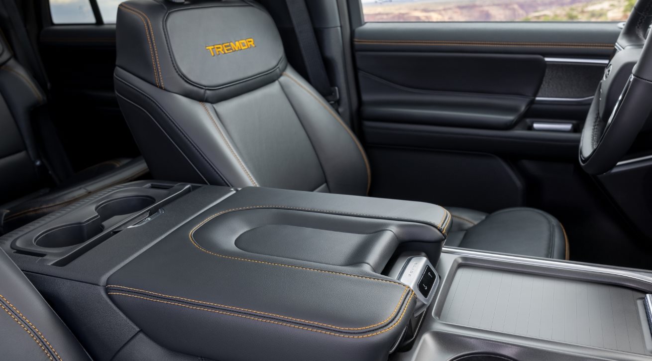 2026 Ford Expedition - Rowe Ford Westbrook