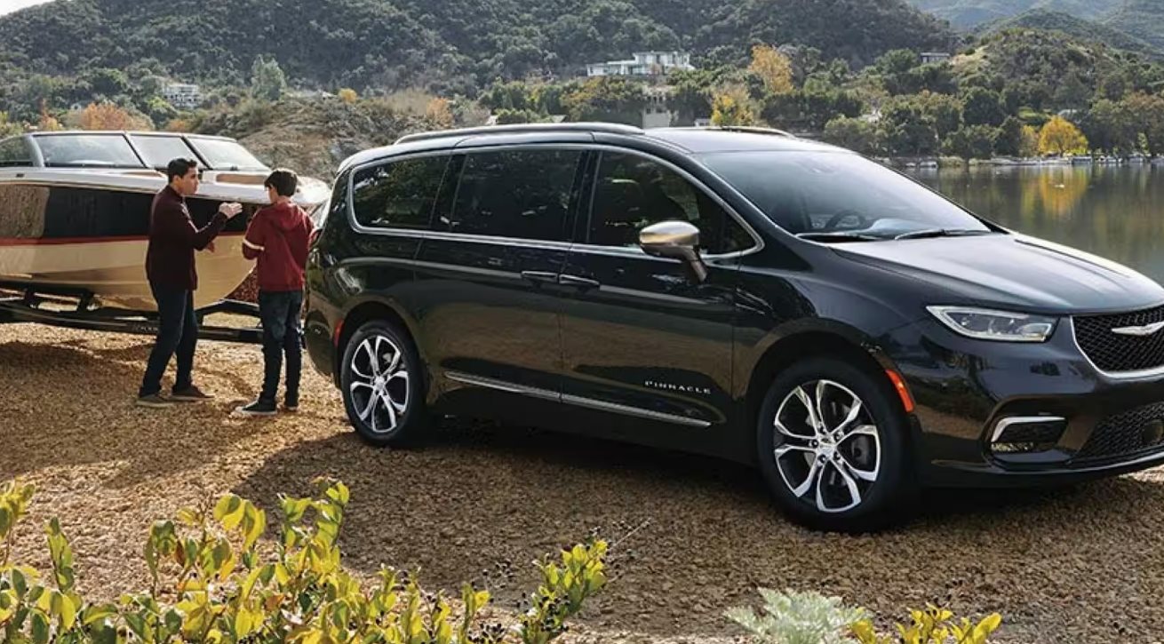 Pearl Chrysler Jeep Dodge and Ram Finance Department