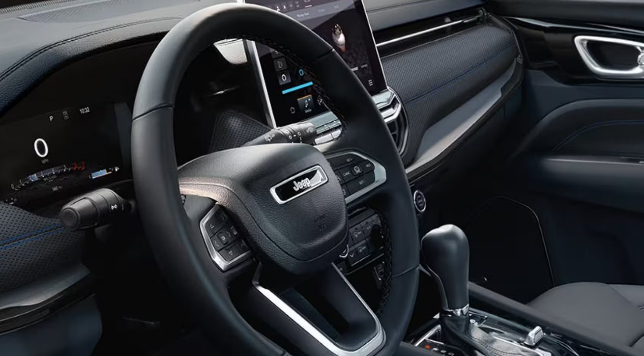 Jeep Grand Compass Interior - Blue Ridge Chrysler Dodge Jeep RAM