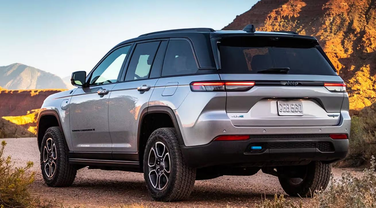 New Chrysler, Dodge, Jeep & RAM Vehicles Near Lincolnwood, IL