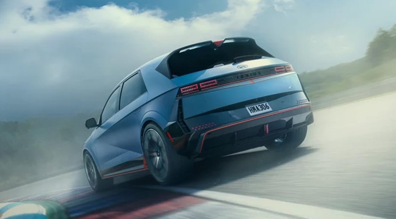 2026 Hyundai IONIQ 5 - Smart Hyundai of Davenport